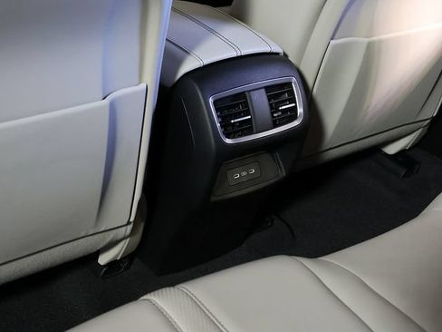Certified 2025 Acura RDX SH-AWD w/ Technology Package image 30