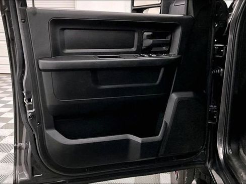 Used 2024 RAM 3500 Tradesman w/ Convenience Group image 21