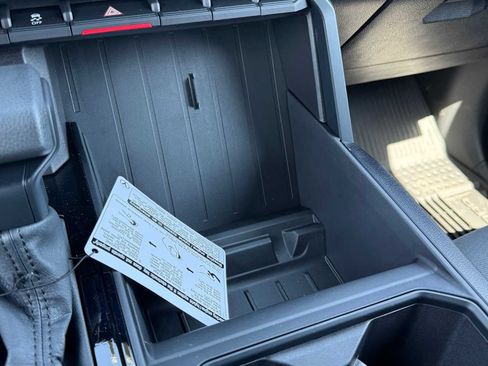 New 2026 Toyota Tundra SR image 18