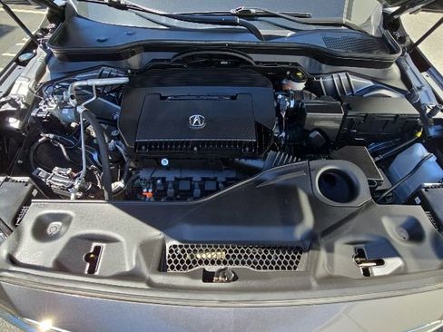 Used 2024 Acura MDX SH-AWD w/ Technology Package image 29