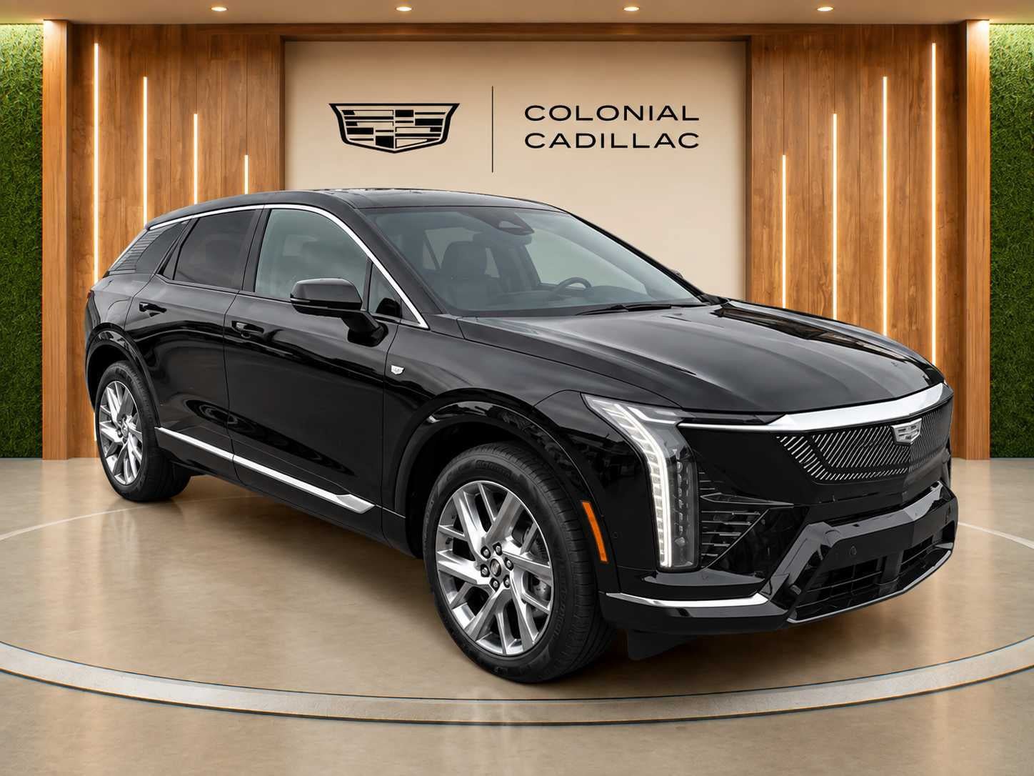 Certified 2025 Cadillac Optiq Luxury 1 AWD/4WD image 29