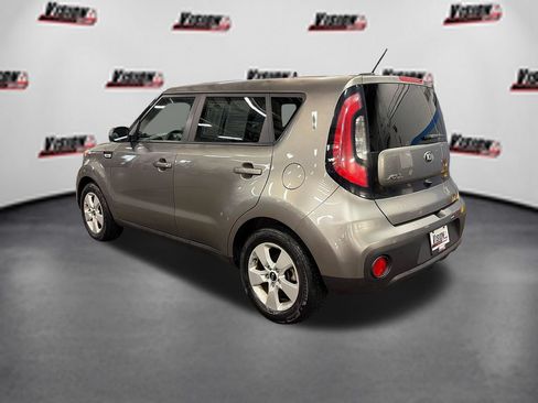 Used 2019 Kia Soul FWD image 8