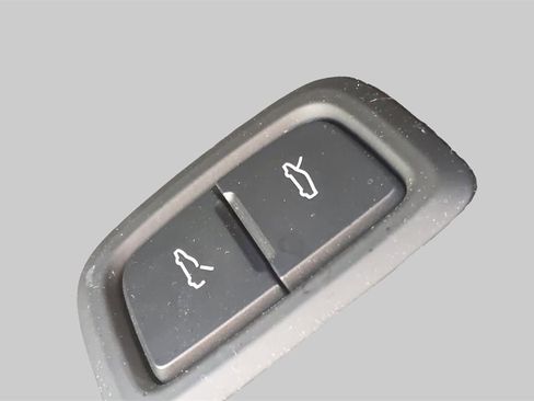 Used 2020 Chevrolet Corvette Stingray Premium Cpe w/ 3LT Preferred Equipment Group image 18