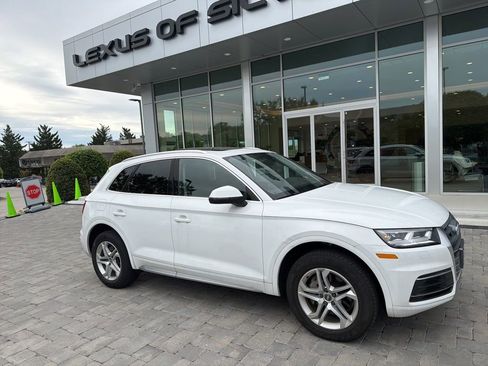 Used 2018 Audi Q5 2.0T Premium Plus w/ Premium Plus Package AWD/4WD image 6