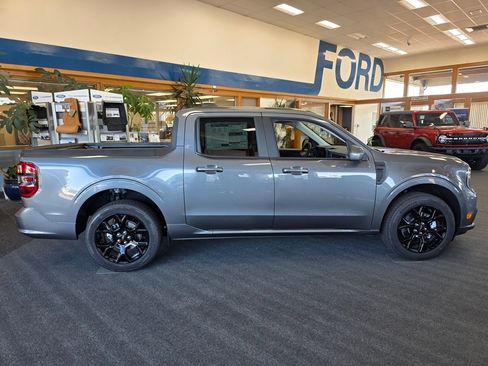 New 2025 Ford Maverick Lobo image 7