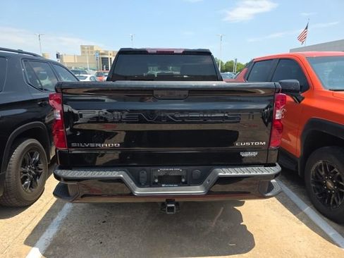 Used 2022 Chevrolet Silverado 1500 Custom RWD image 4