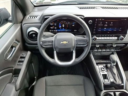 Certified 2024 Chevrolet Colorado LT w/ LT Convenience Package II image 11