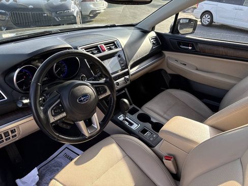 Used 2016 Subaru Outback 2.5i Limited AWD/4WD image 35