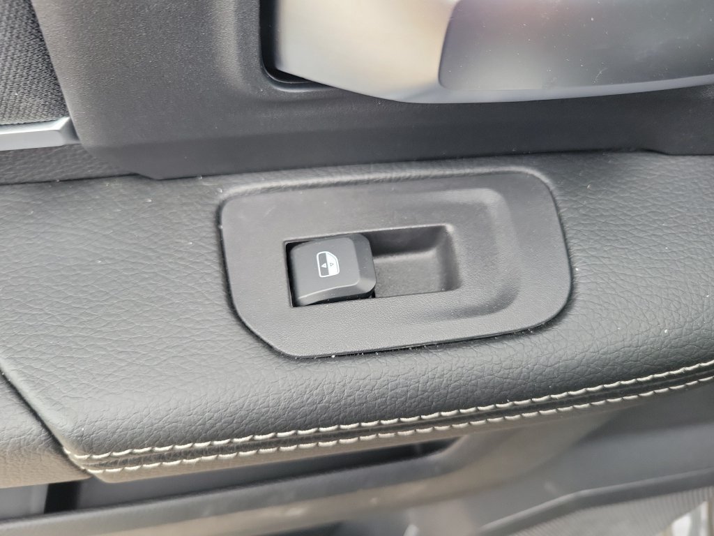 New 2027 RAM 3500 Big Horn AWD/4WD image 12