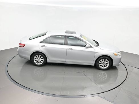 Used 2010 Toyota Camry XLE FWD image 38