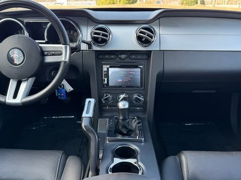 Used 2006 Ford Mustang GT image 13