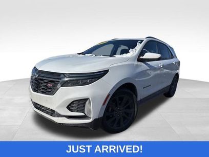 Used 2022 Chevrolet Equinox RS w/ RS Leather Package