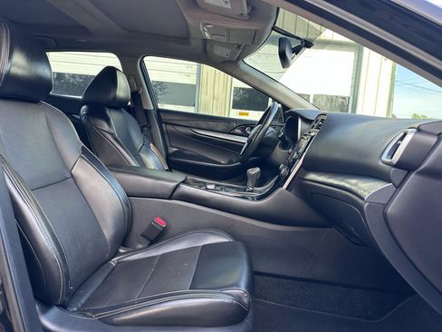 Used 2017 Nissan Maxima 3.5 SL image 4
