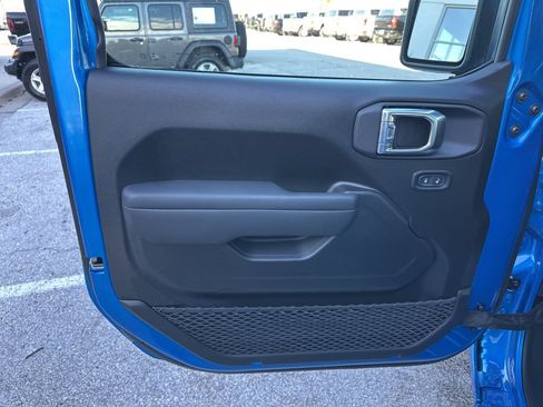 New 2026 Jeep Gladiator Sport image 59