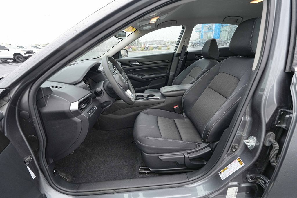 Used 2021 Nissan Altima 2.5 S FWD image 16