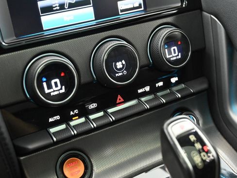 Used 2016 Jaguar F-TYPE S w/ Suedecloth Interior Pack AWD/4WD image 31