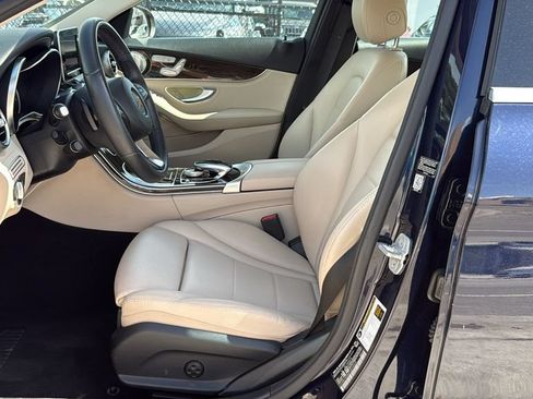 Used 2015 Mercedes-Benz C 300 4MATIC Sedan image 21