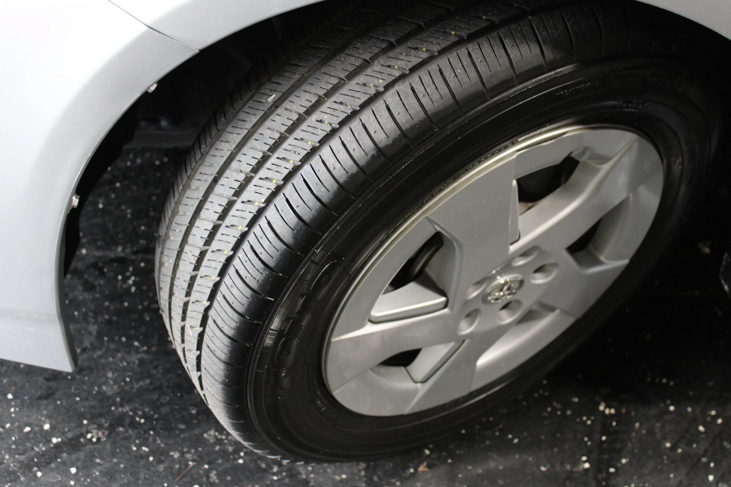 Used 2011 Toyota Prius Two FWD image 31