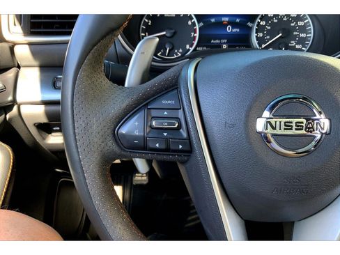 Used 2021 Nissan Maxima SR w/ Sport Mat Group image 17