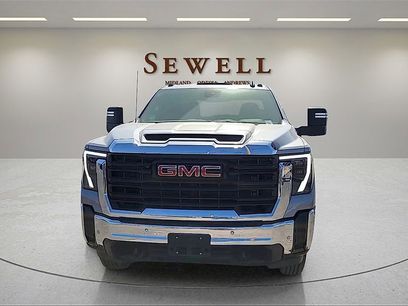 New 2025 GMC Sierra 2500 Pro w/ 1SA Pro Safety Plus Package