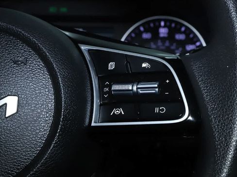 Used 2024 Kia Forte LXS FWD image 23