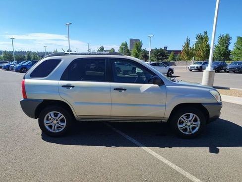 Used 2008 Kia Sportage LX AWD/4WD image 2