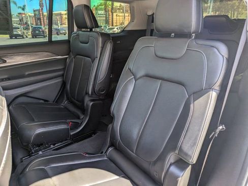 Used 2021 Jeep Grand Cherokee L Limited w/ Trailer Tow Group (B) AWD/4WD image 27