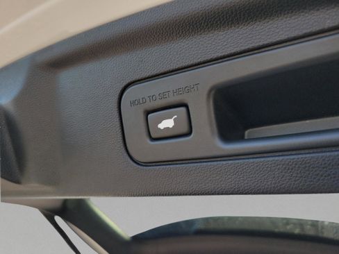 Used 2023 Acura MDX FWD w/ Technology Package image 6