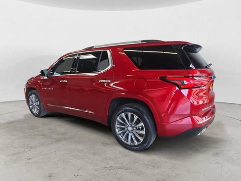Used 2023 Chevrolet Traverse Premier w/ LPO, Floor Liner Package AWD/4WD image 7