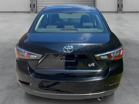 Used 2018 Toyota Yaris iA FWD image 34