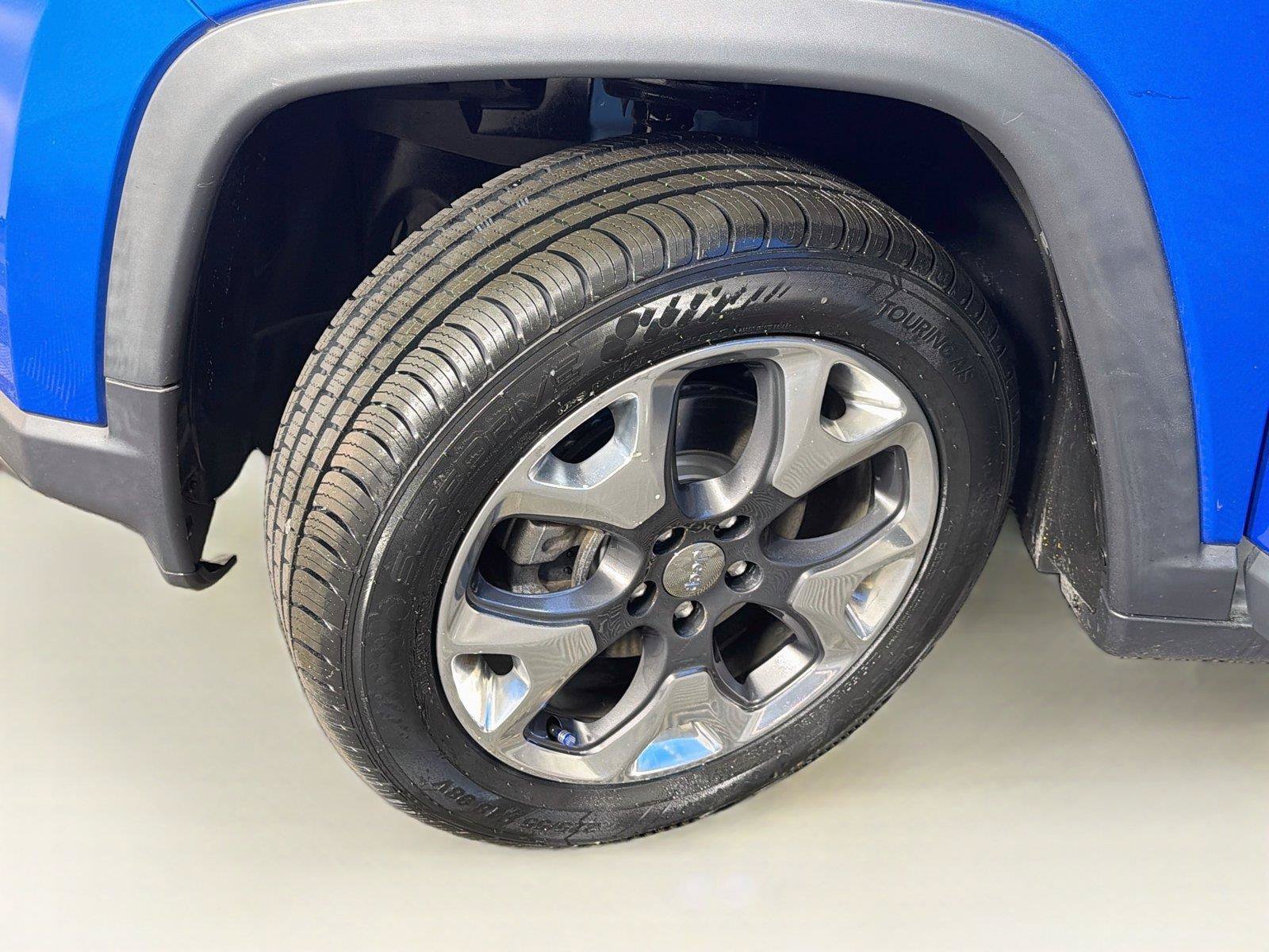 Used 2019 Jeep Compass Limited AWD/4WD image 36