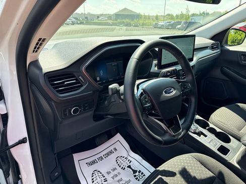 Used 2025 Ford Escape Active w/ Tech Pack #1 AWD/4WD image 24