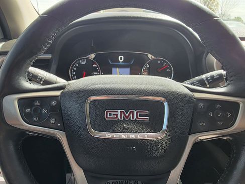 Used 2018 GMC Acadia Denali AWD/4WD image 16