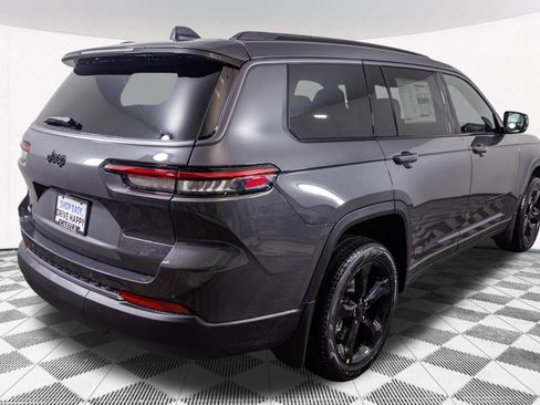 New 2026 Jeep Grand Cherokee L Limited AWD/4WD image 17