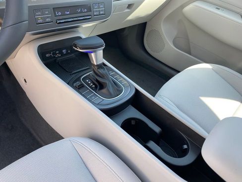 New 2026 Hyundai Kona SEL Sport FWD image 13