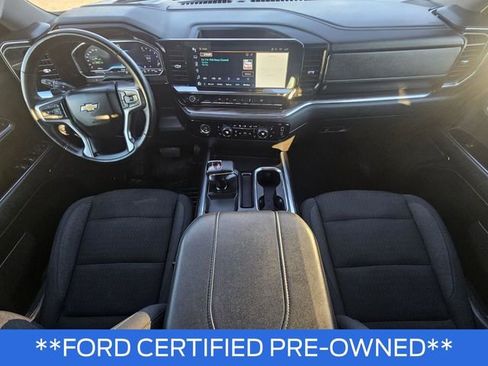 Used 2024 Chevrolet Silverado 1500 LT image 17