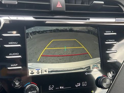 Used 2020 Toyota Camry XSE image 21