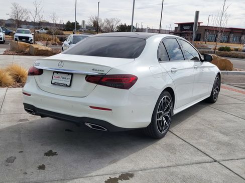 Used 2022 Mercedes-Benz E 350 4MATIC Sedan image 3