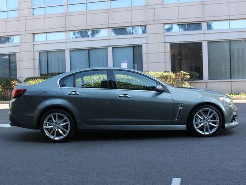 Used 2014 Chevrolet SS RWD image 6