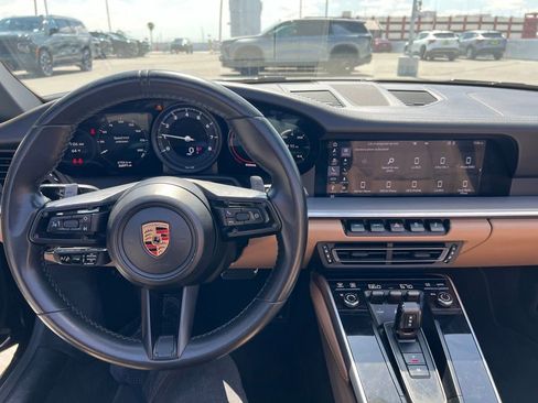 Used 2020 Porsche 911 Carrera RWD image 15