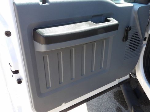 Used 2016 Ford F450 XL w/ XL Value Package RWD image 6