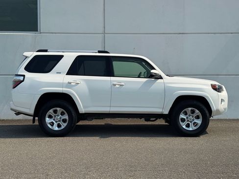 Certified 2023 Toyota 4Runner SR5 Premium w/ Moonroof Package AWD/4WD image 8