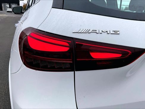 New 2026 Mercedes-Benz GLA 35 AMG 4MATIC image 14