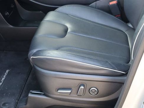 Used 2024 Hyundai Palisade SEL w/ Premium Package AWD/4WD image 15