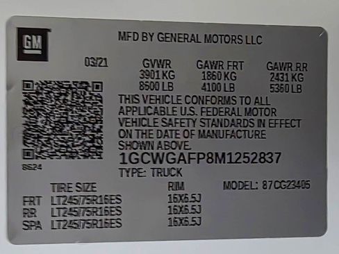 Used 2021 Chevrolet Express 2500 w/ Driver Convenience Package image 33