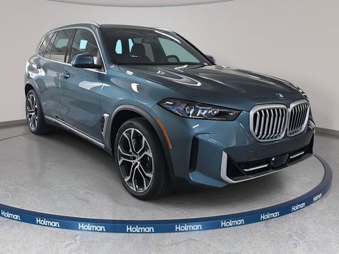 New 2026 BMW X5 sDrive40i image 3