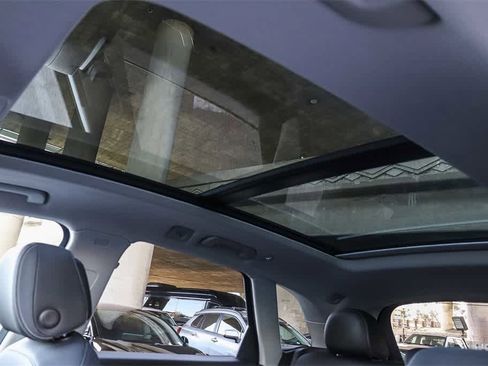 Used 2022 Audi Q5 2.0T Premium w/ Convenience Package image 26