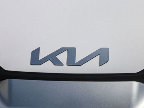 Certified 2024 Kia Sportage EX FWD image 7
