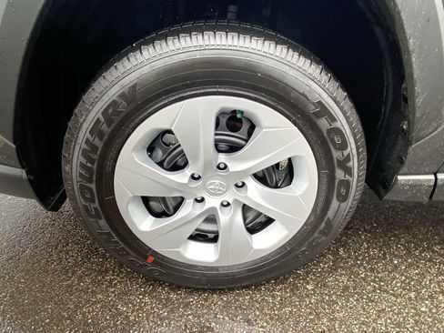 Certified 2025 Toyota RAV4 LE image 19