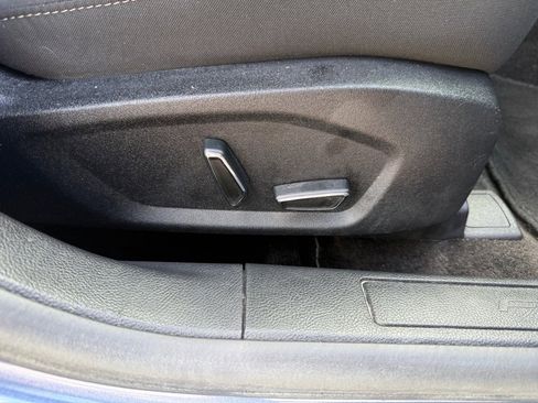 Used 2018 Ford Fusion SE image 22